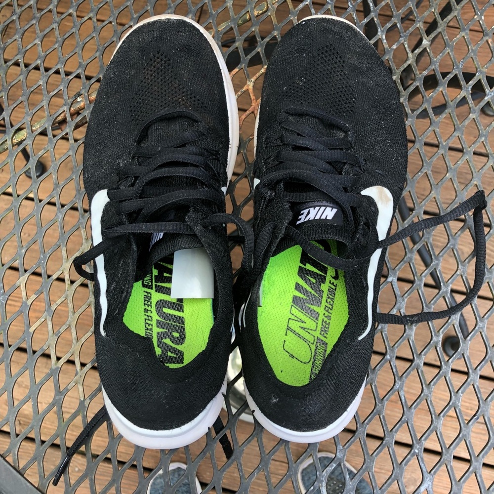Nike flynit women’s shoes